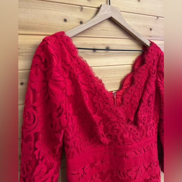 Tadashi Shoji 8 Lace Red Lace 3/4 Sleeve Sheath Dress Valentines Romantic - Picture 4 of 13